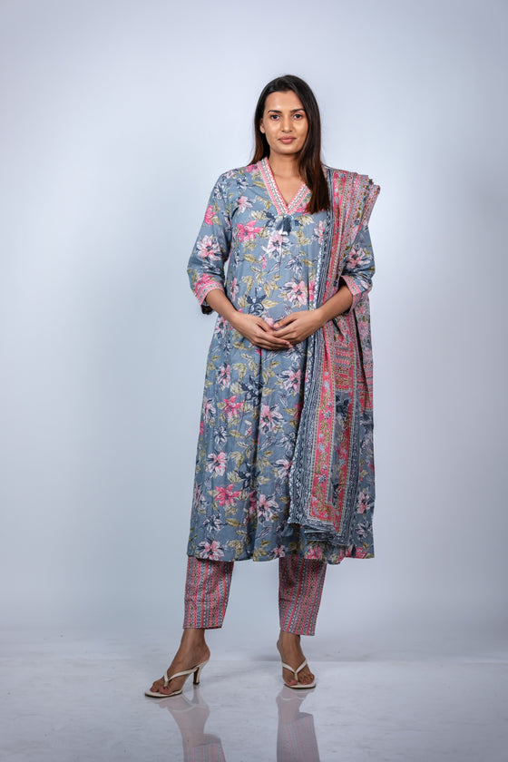 Angled view of Floral A-Line Maternity Kurti Set, featuring a floral print and matching dupatta for an elegant maternity look.