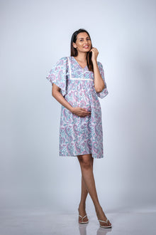  Front view of Pastel Paisley Maternity Fit & Flare Flutter-Sleeve Dress, showcasing the flattering silhouette and playful flutter sleeves.